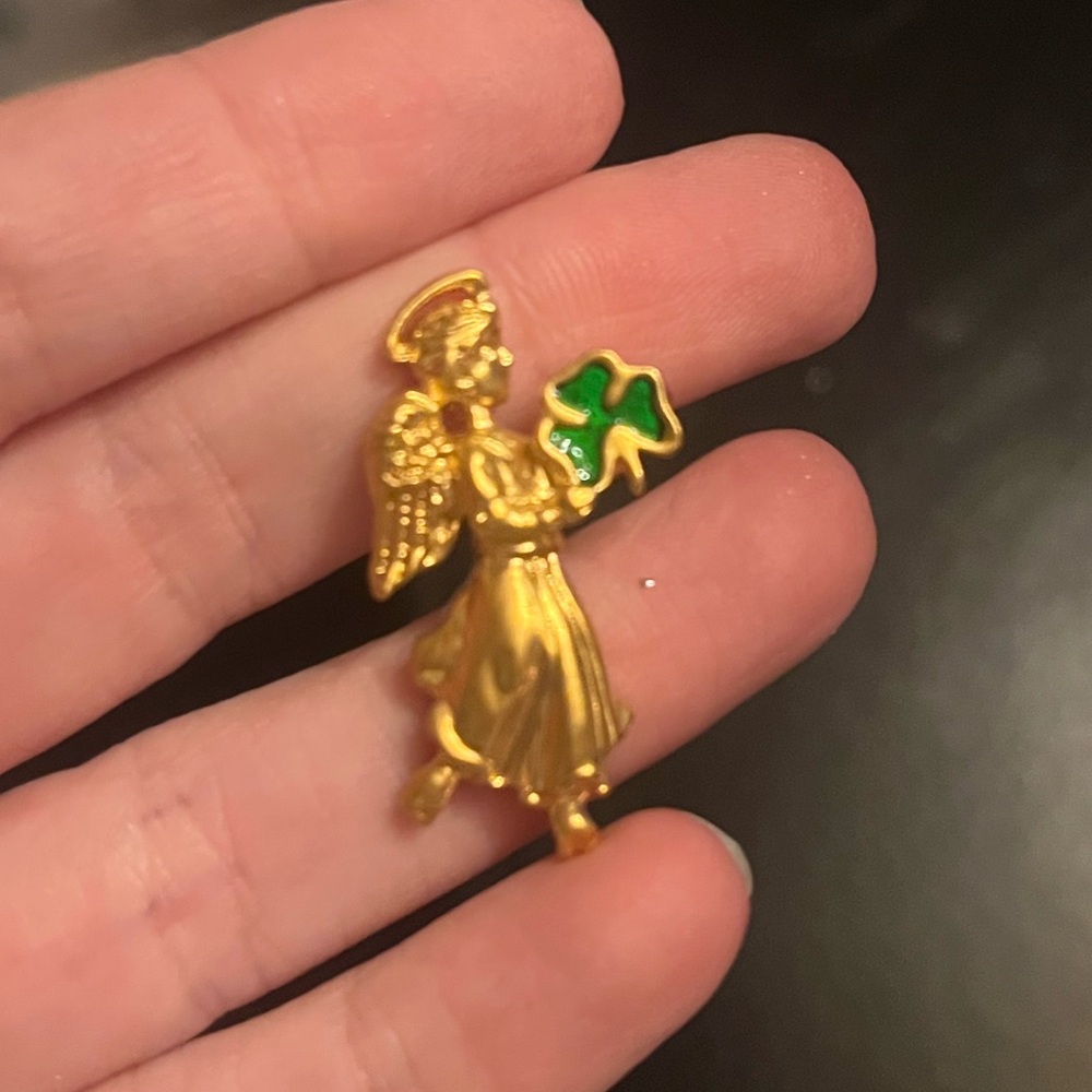 Vintage Avon Gold Tone Angel Pin with Green Enamel Shamrock St. Patrickās Day